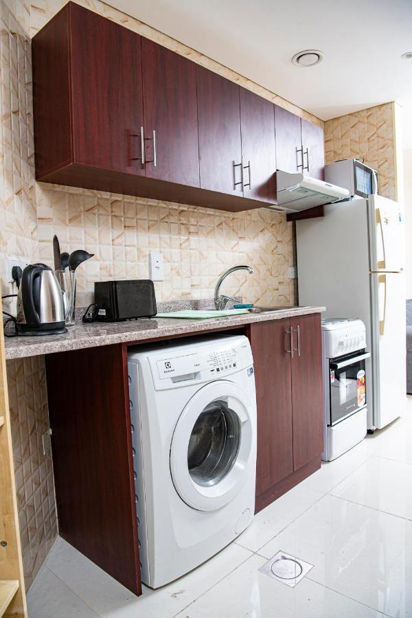 Studio In The Heart Of Sports City -Great View & Amenities! Дубай Екстериор снимка