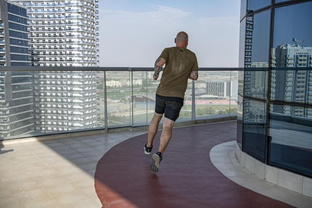 Studio In The Heart Of Sports City -Great View & Amenities! Дубай Екстериор снимка